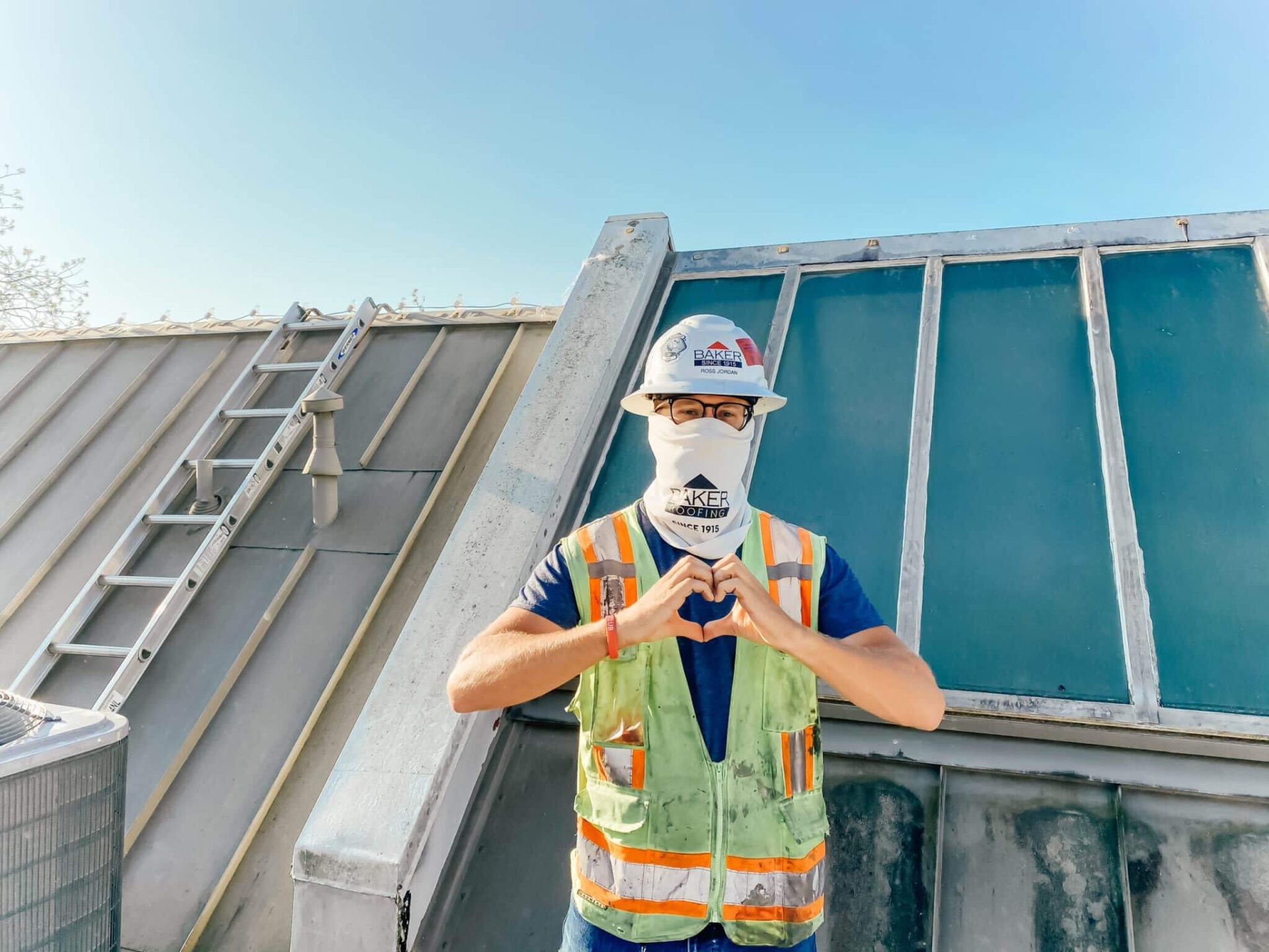 happy roofer